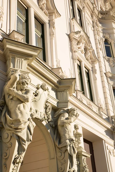 Arquitectura histórica en Budapest — Foto de Stock